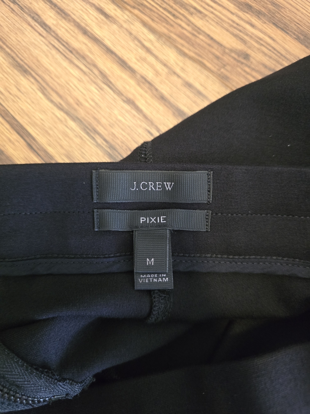 J Crew Black Pixie Pants EUC - Women's Size M - Picture 7 of 12